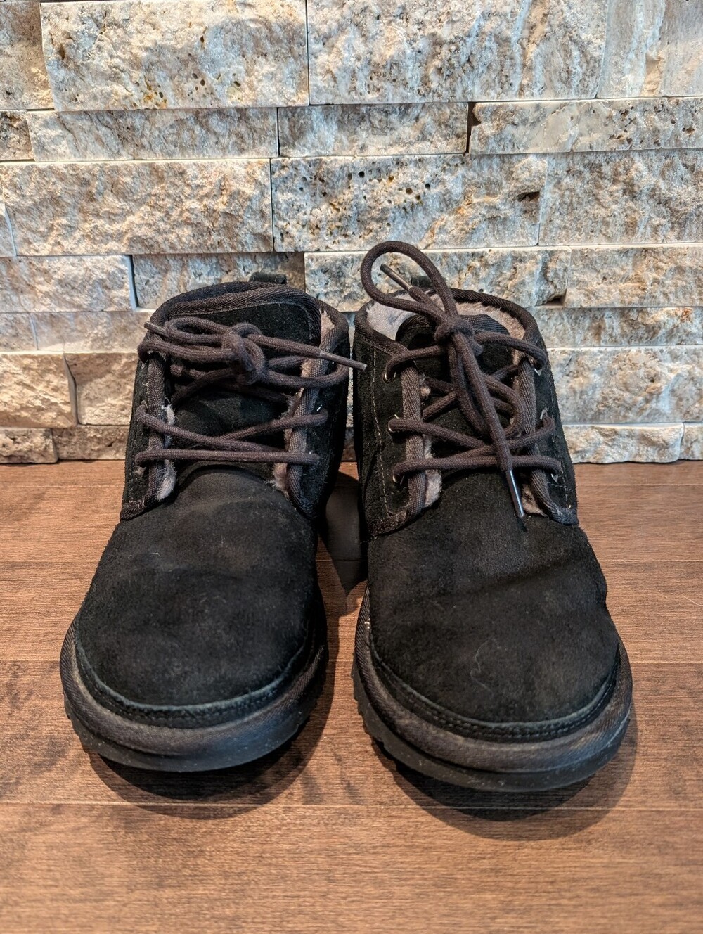 UGG Neumel Chukka Boot US 8 - Picture 6 of 11